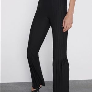 NWT Zara Pleated Pants Size M